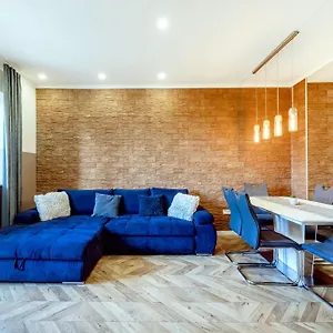 Nehru Apartment Budapest
